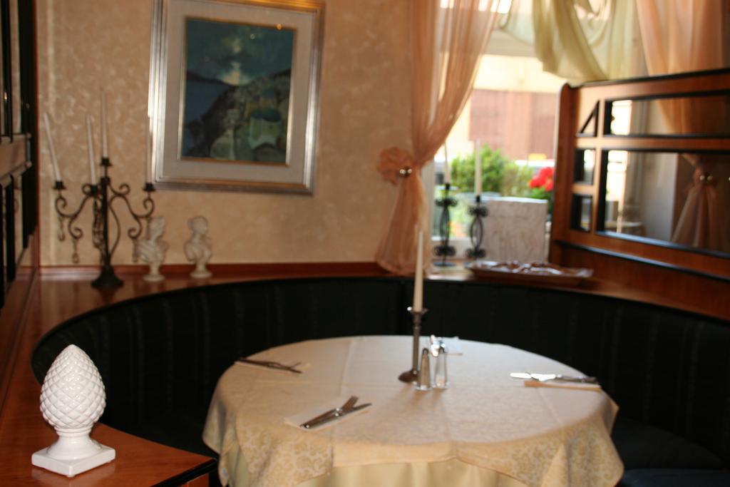 Restaurant Orakel Ξενοδοχείο Oberstenfeld Εξωτερικό φωτογραφία